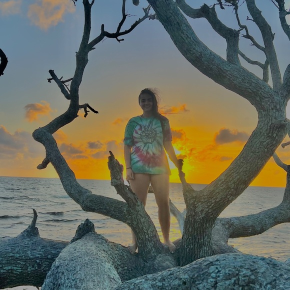 Meet you posher, Rhys - Picture 1 of 1